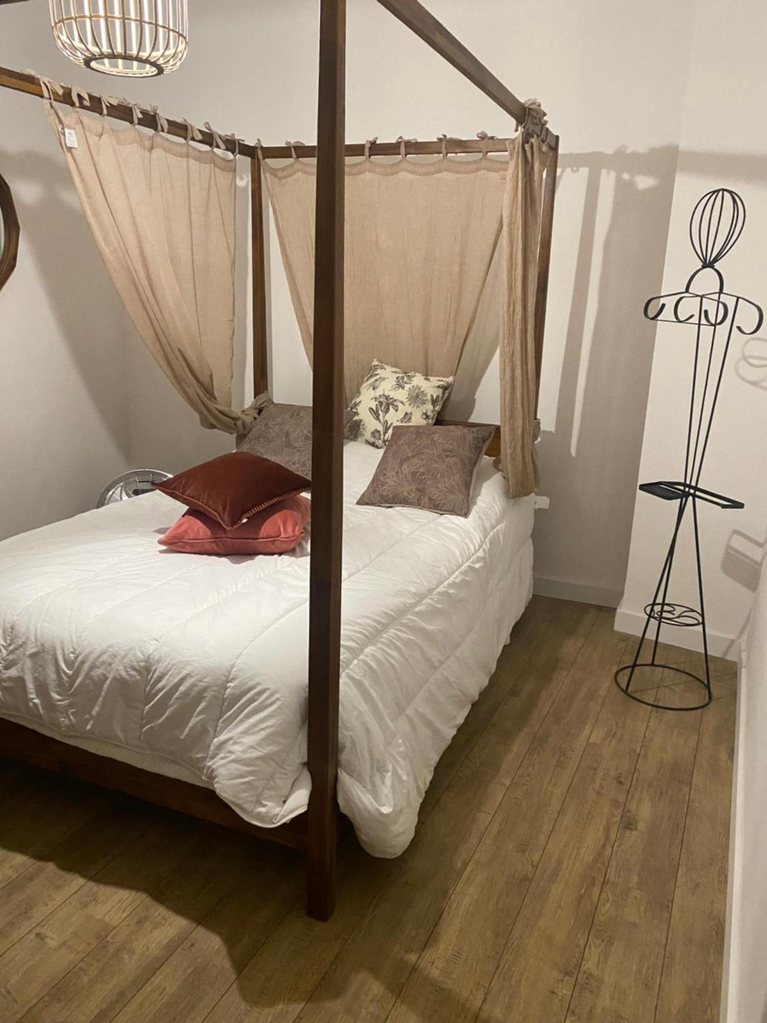 Bel Appartement En Plein Coeur De カルパントラ エクステリア 写真