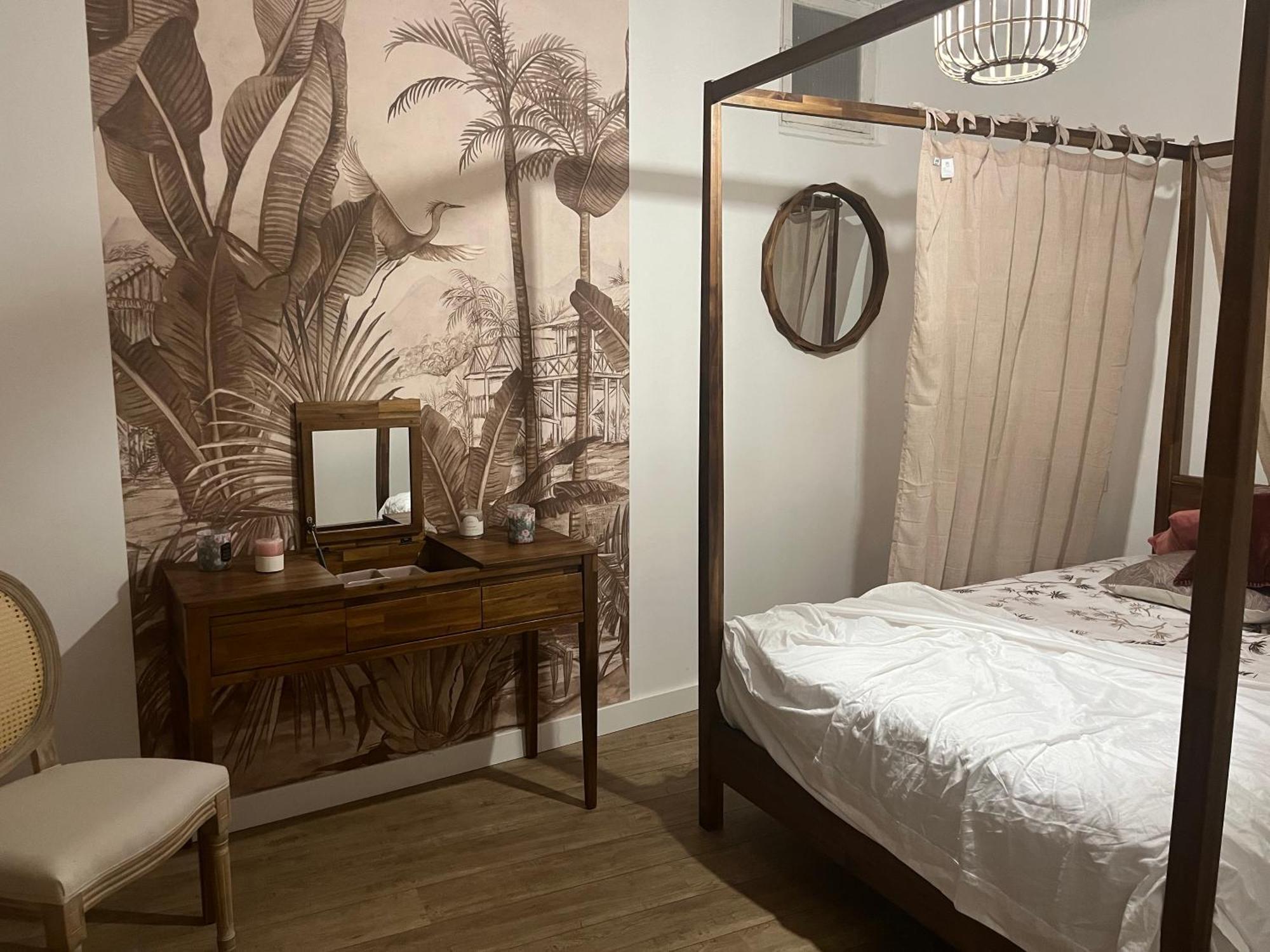 Bel Appartement En Plein Coeur De カルパントラ エクステリア 写真